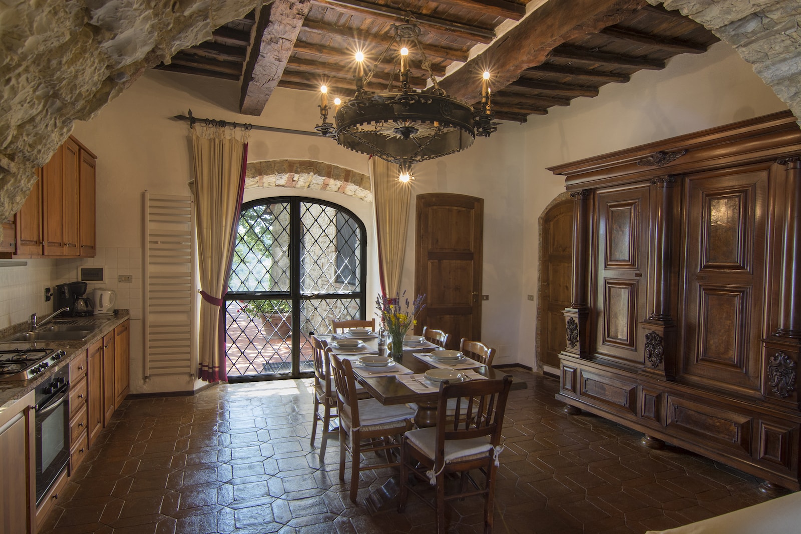 Appartamento con piscina sulle colline del Chianti